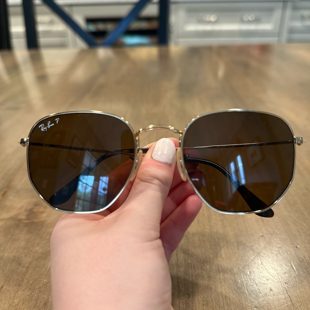 Ray-Ban Polarized Rb3548n Hexagonal Flat Lenses - image 2